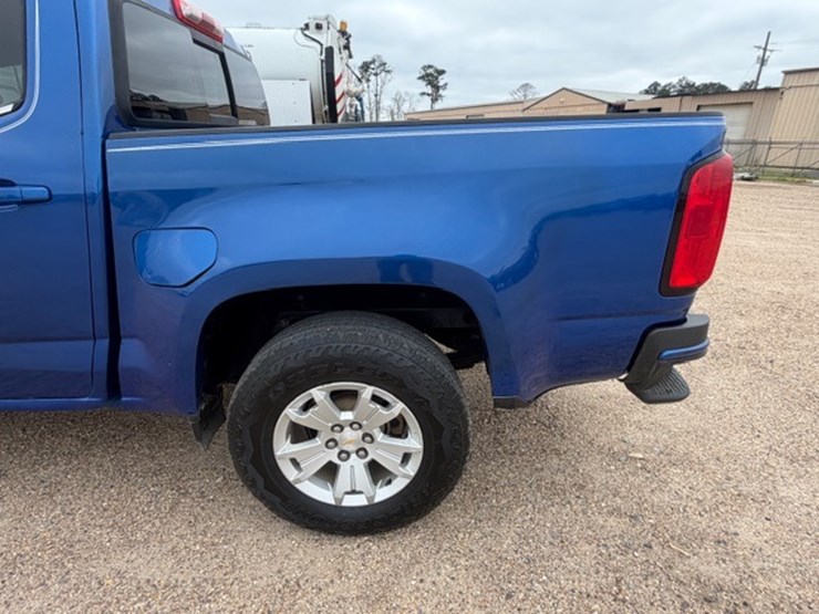 2019-chevrolet-colorado-image-11