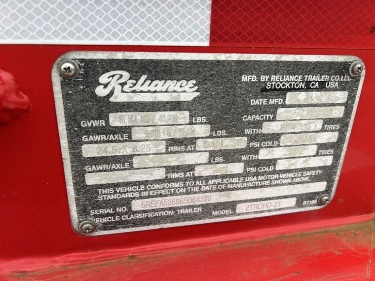 2017-peterbilt-389-image-43