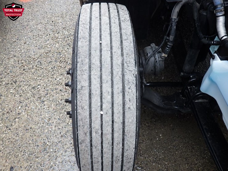 2024-kenworth-t680-image-30