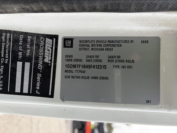 2009-gmc-t7500-image-18