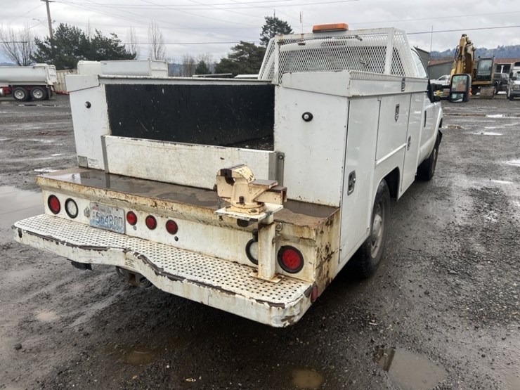 2014-ford-f350-image-4