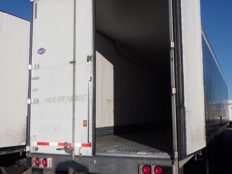 2017-utility-3000r-image-11