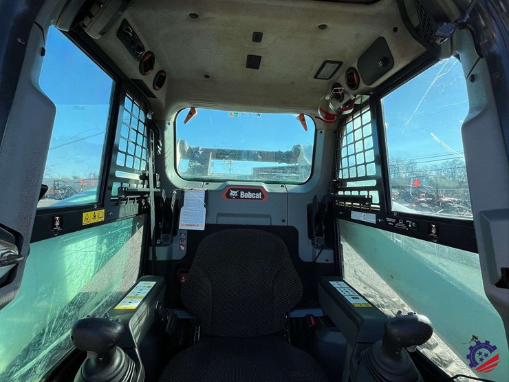 2024-bobcat-t86-image-30