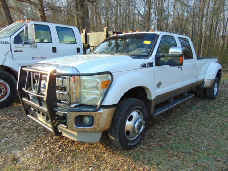 2011-ford-f450-lariat-image-1