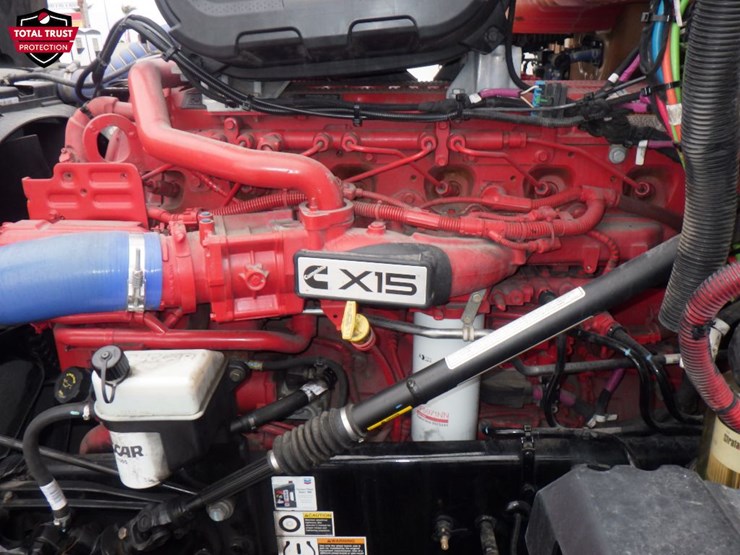 2023-kenworth-t680-image-18