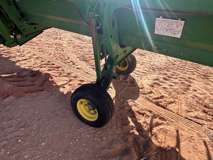 john-deere-635d-image-10