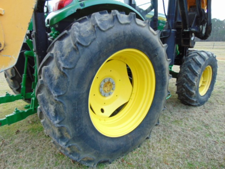 john-deere-6105e-image-6