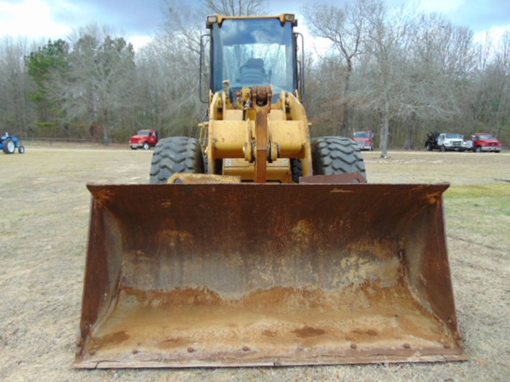 caterpillar-928g-image-9