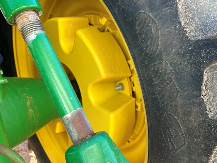 2019-john-deere-8370r-image-10