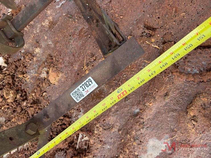 pull-type-field-cultivator-/-chisel-plow-image-8