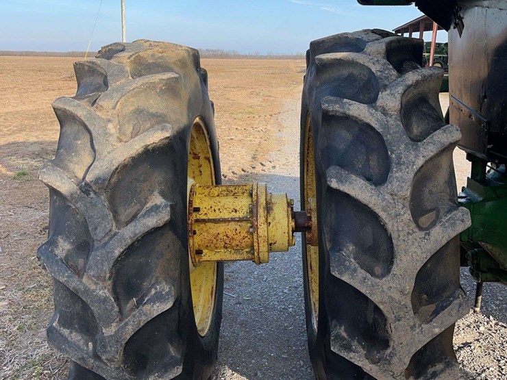 john-deere-4640-image-25