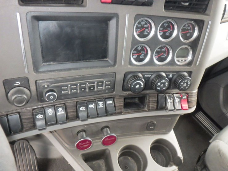 2015-kenworth-t680-image-20