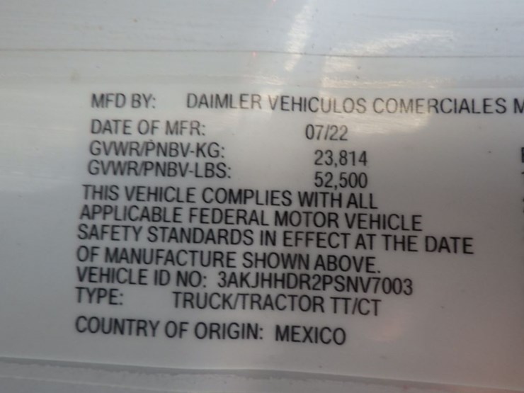 2023-freightliner-cascadia-126-image-24