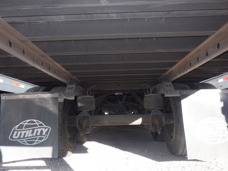 2022-utility-4000d-x-image-12