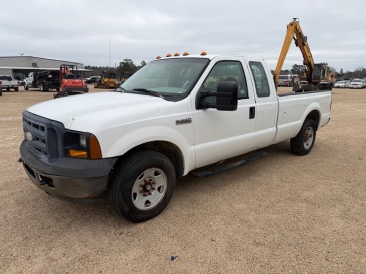 2006-ford-f250-image-1
