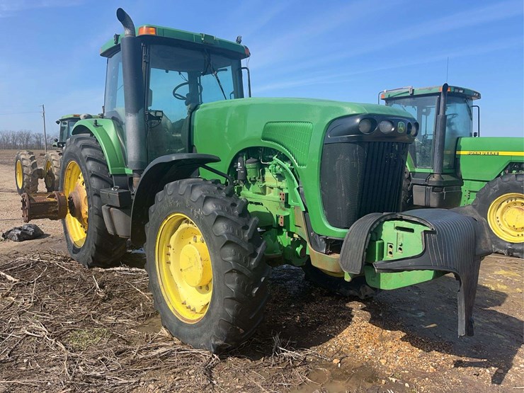 john-deere-8220-image-4
