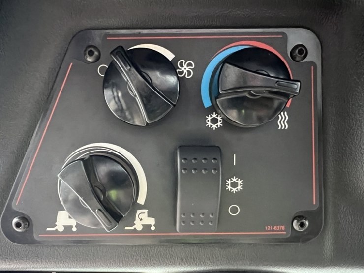 2017-toro-groundsmaster-5910-image-23