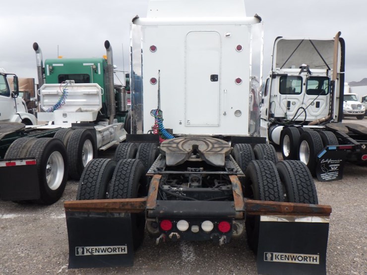2014-kenworth-t660-image-13