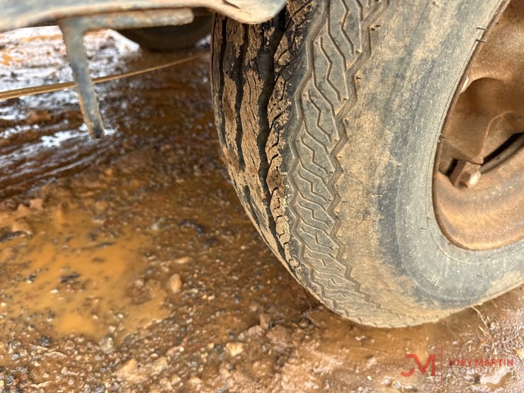 55"-x-114"-utility-trailer-aluminum-fuel-tank-w/-electric-pump-image-7