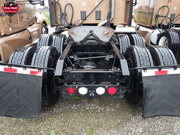 2022-kenworth-t680-image-12