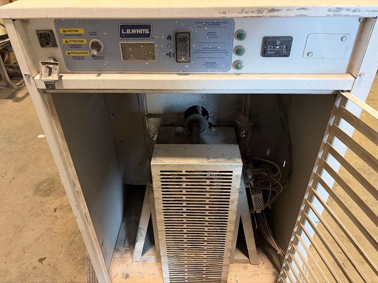 l.b.-white-premier-350df-heater-image-5