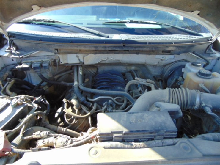 2013-ford-f150-xl-image-8