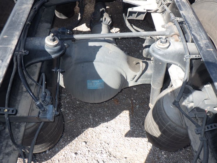 2020-kenworth-t680-image-11