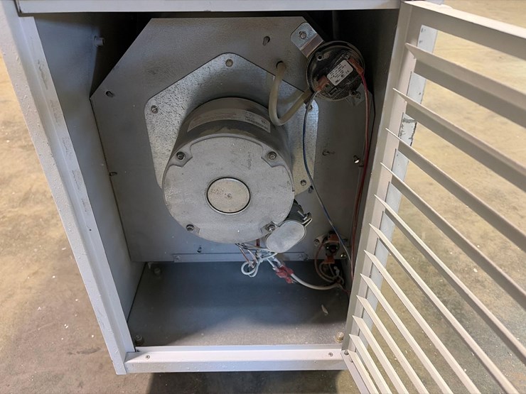 l.b.-white-premier-80df-heater-image-5