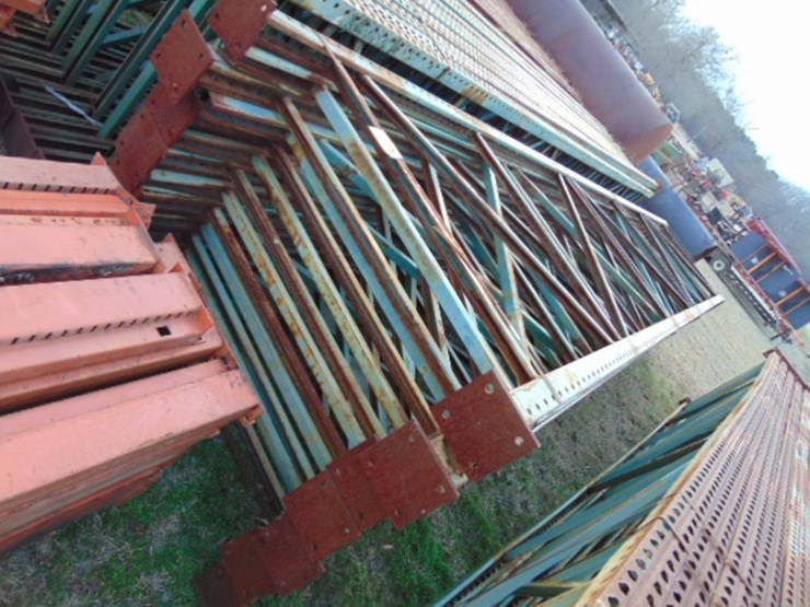 approx.-(33)-horizontal-bars-&-(14)-uprights-image-1