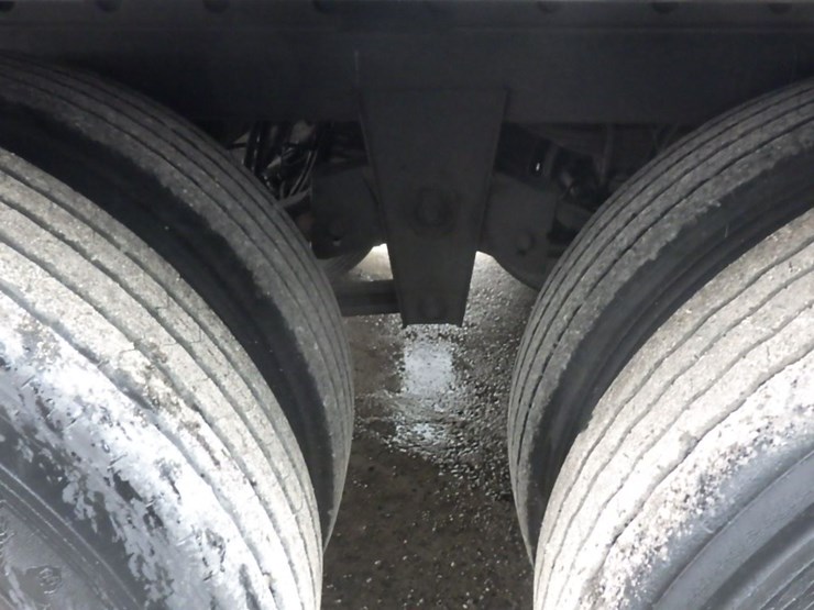 2016-hyundai-reefer-image-10