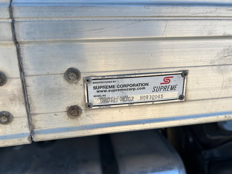 2018-freightliner-m2-106-image-76