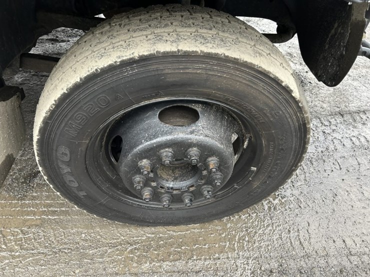 2009-dodge-ram-5500-image-13