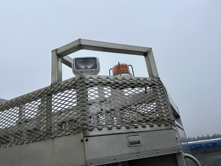 2009-dodge-ram-5500-image-43