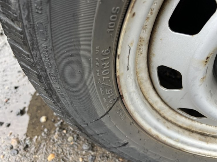 2010-chevrolet-colorado-image-15