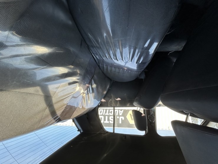 2007-ford-crown-victoria-sedan-image-21