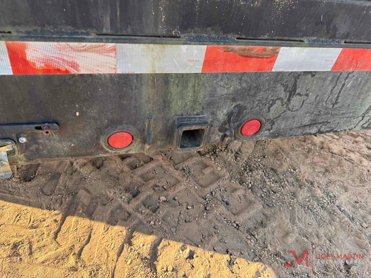 goosenecktandem-dual-trailer-w/-mounted-van-body-image-12