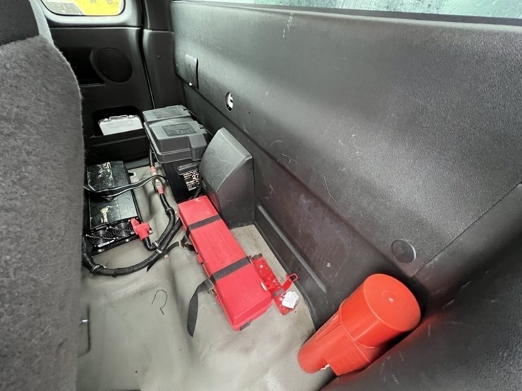 2010-chevrolet-colorado-image-18