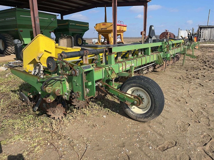 john-deere-1730-image-6