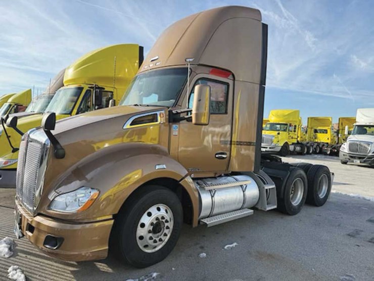 2022-kenworth-t680-image-1