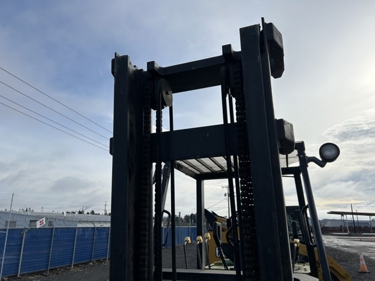 clark-gpx55-forklift-image-33