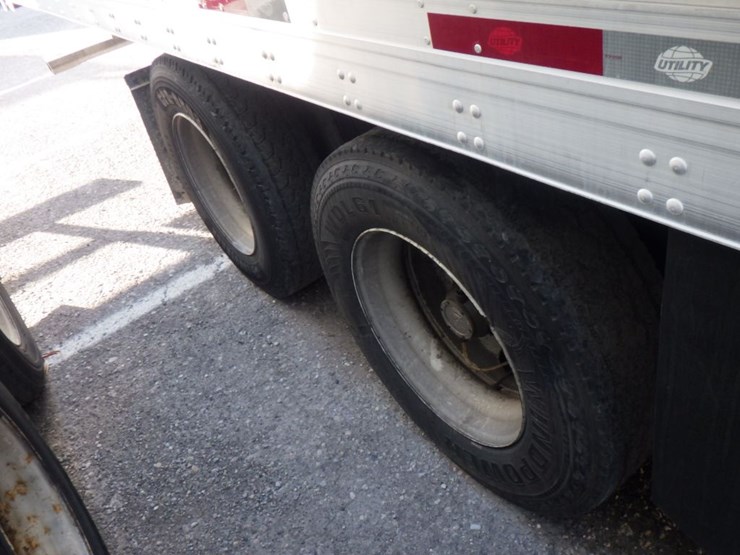 2022-utility-4000d-x-image-6