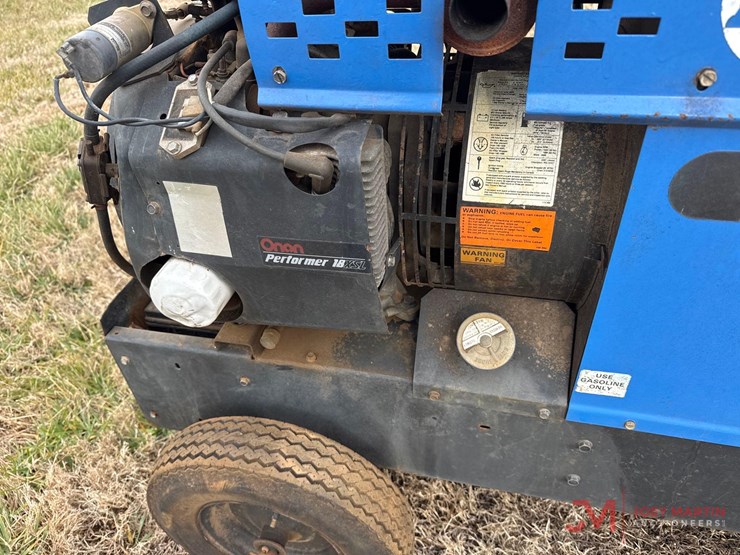 miller-the-legend-aead-200le-portable-welder-image-9