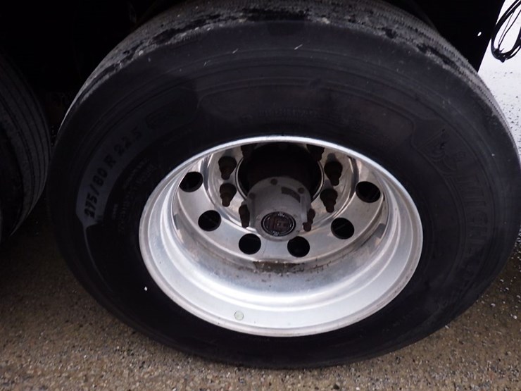 2021-utility-3000r-image-8