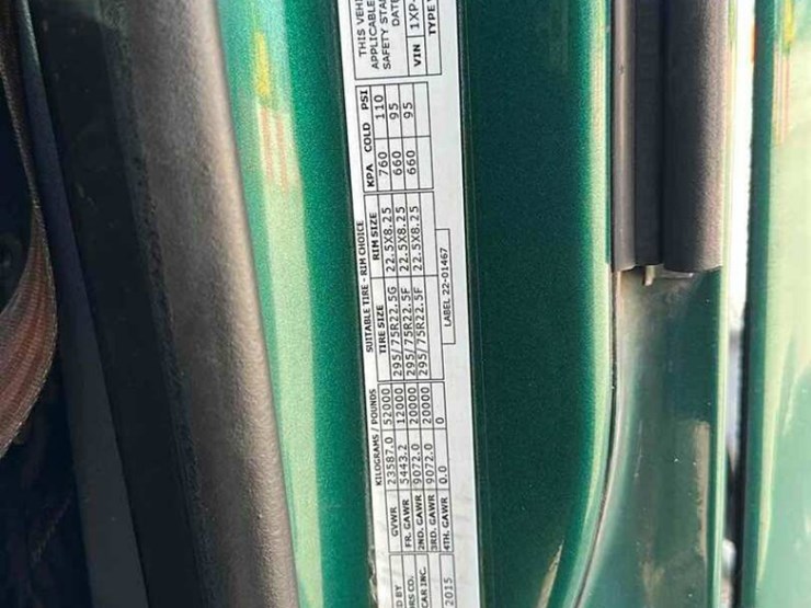 2016-peterbilt-579-image-12