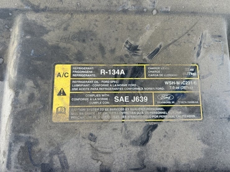 2007-ford-crown-victoria-sedan-image-36