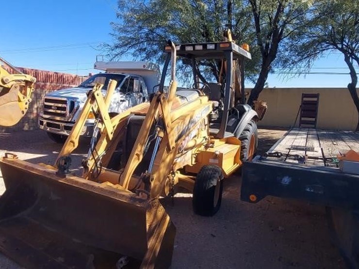 2009-case-580sm-image-1