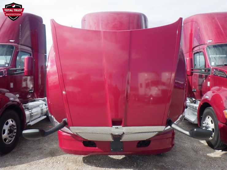 2020-kenworth-t680-image-21