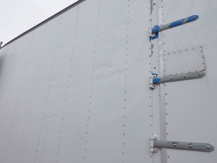 2006-hino-268-image-9