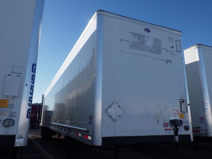 2022-utility-4000d-x-image-3