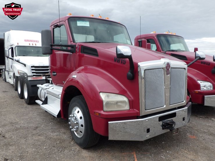 2019-kenworth-t880-image-3
